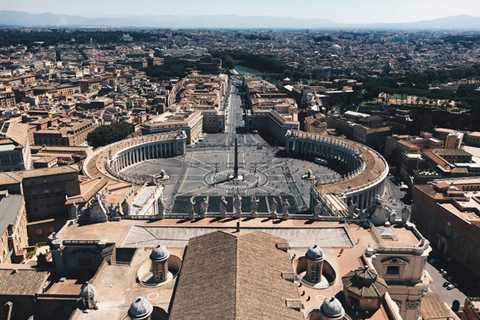 7 Spellbinding Things To Do In Vatican City