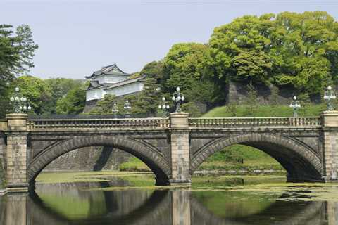 Is a Tokyo Imperial Palace Tour Worth It?