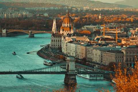 Budapest River Cruise: The Best Sights to See from the Water