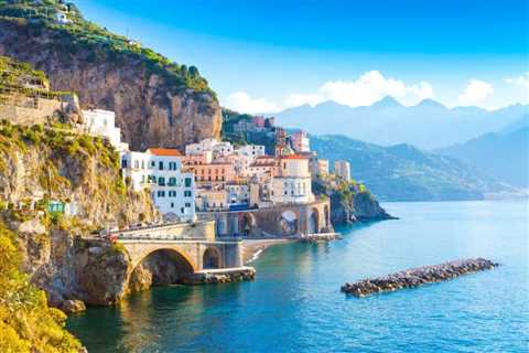 8 Best Amalfi Coast Cliff Towns To Visit In Italy In 2023