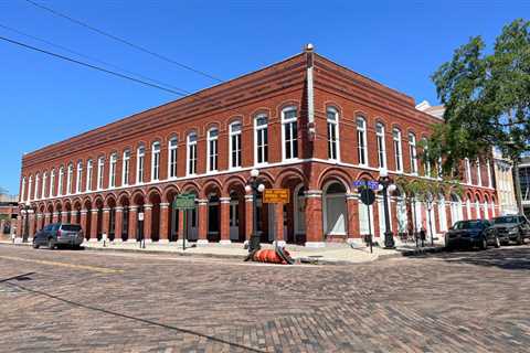 Ybor City Walking Tour: History, Culture, and Cigars