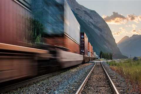 Shipping Perishable Goods by Train: A Definitive Guide