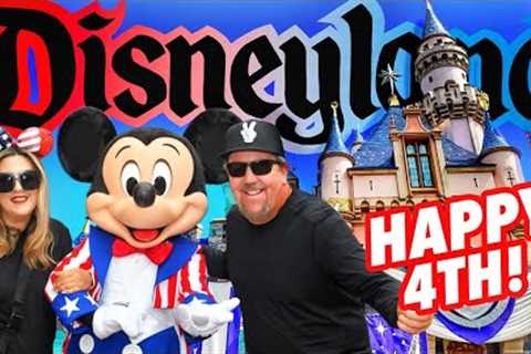 Celebrating 4th of July at Disneyland 2023!! Patriotic New Foods, Meeting Mickey & Tons of FUN!