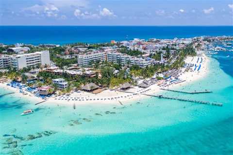 This Recently Approved Law Will Boost Tourism Safety In Cancun Area