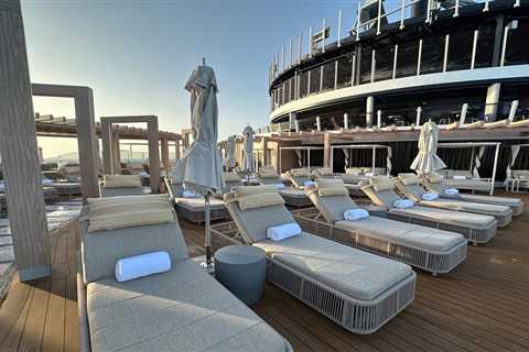 Experience Serenity on Norwegian Cruise Line's Vibe Beach Club