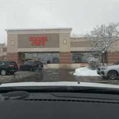 ROAD SITUATION | SNOWY WINTER SEASON DRIVING| SAFETY FIRST| VISITED COUPLE STORES for grocery.