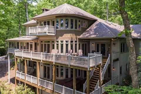 Amitola at Yonahlossee - Luxury 7-Bedroom House in Appalachian Ski Mountain, NC