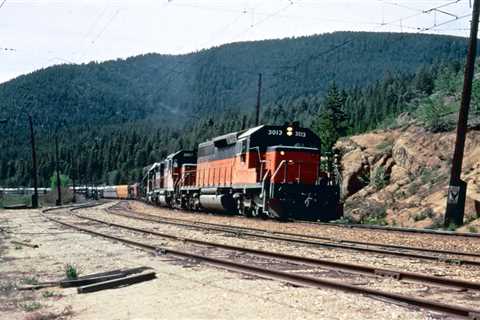 Feb 28, Milwaukee Road's Pipestone Pass (MT): Map, Tunnel, History