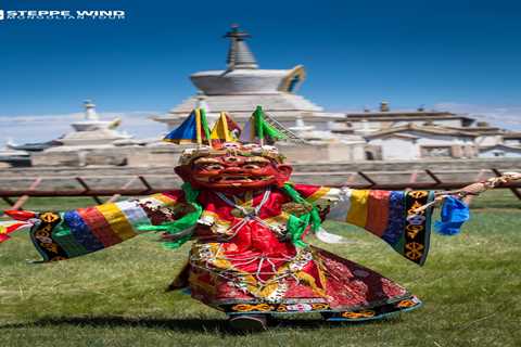 Mongolian Nomadic Show: Reveling in the Majestic Danshig Religious Festival - Steppe Wind