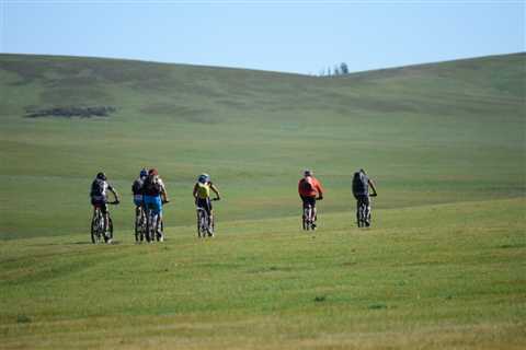 MONGOLIA BIKING TOUR IN THE BIG MOUNTAINS - Discover Altai